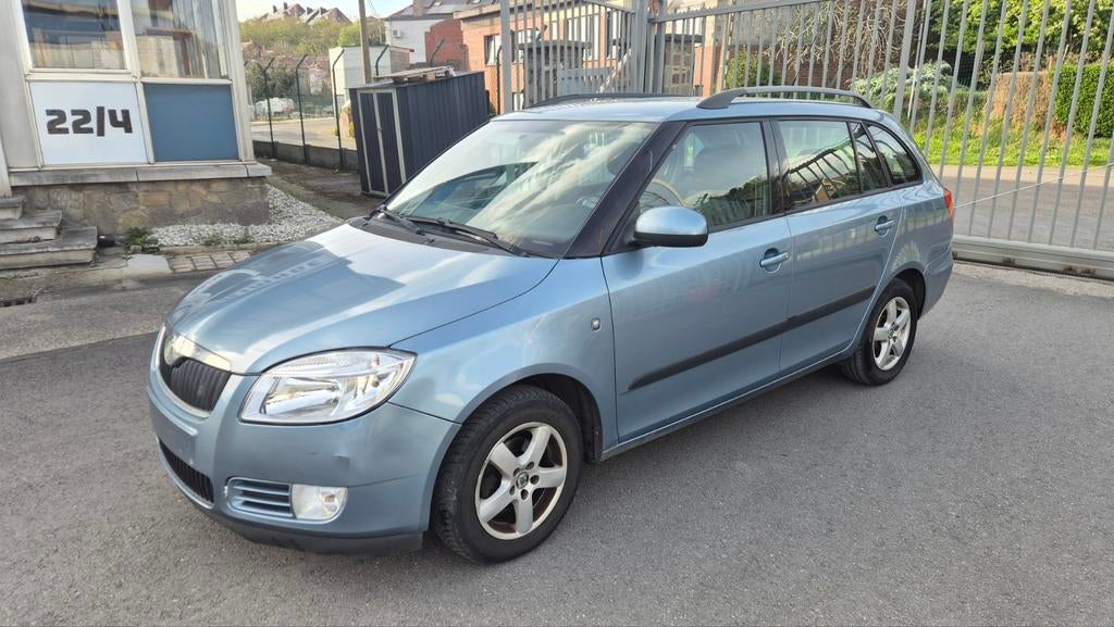 SKODA FABIA 1.4TDI BREK ANNE 2008 FEUILLE ROSE AIRCO, Auto's, Skoda, Zwart, Blauw, Bedrijf, 59 kW