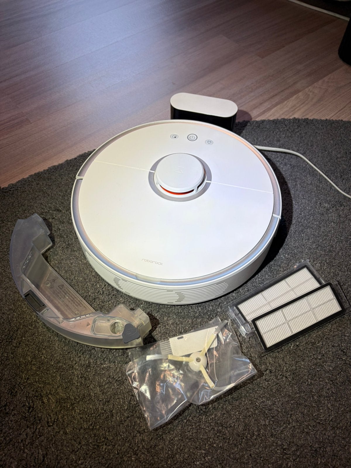 Roborock S5 aspirateur robot très bon etat, Enlèvement, Comme neuf, Aspirateur robot