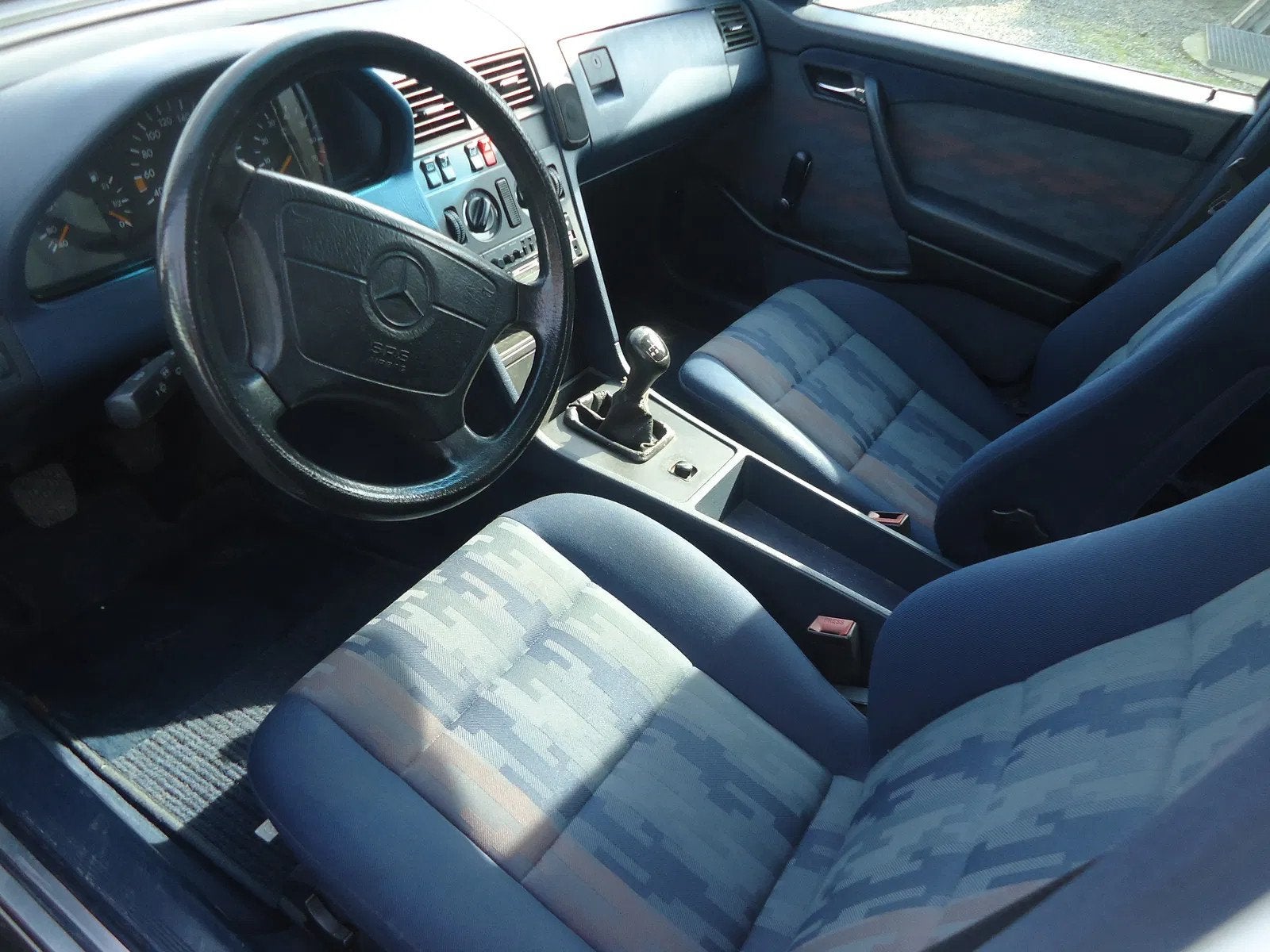 Mercedes-Benz 100-serie 180 oldtimer,1800 benzine ,c, 194 dk, foto 5