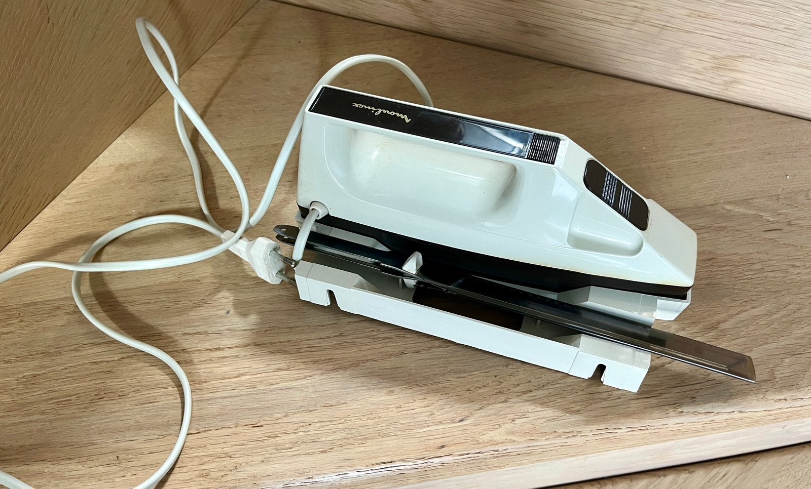 Moulinex elektrisch mes, Elektronische apparatuur, Ophalen of Verzenden, Gebruikt
