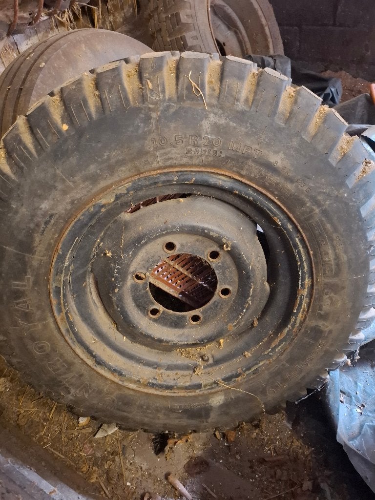 2 roues unimog, Autos : Pièces & Accessoires, Enlèvement
