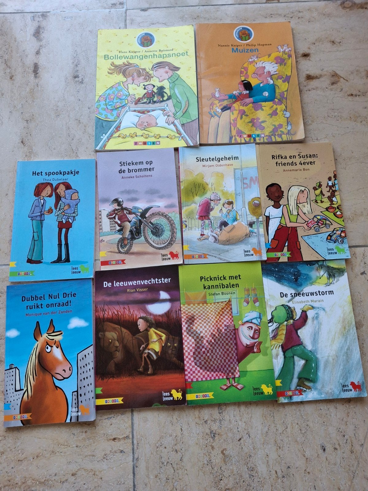 leesboekjes leesleeuw voor het 4de leerjaar, Enlèvement