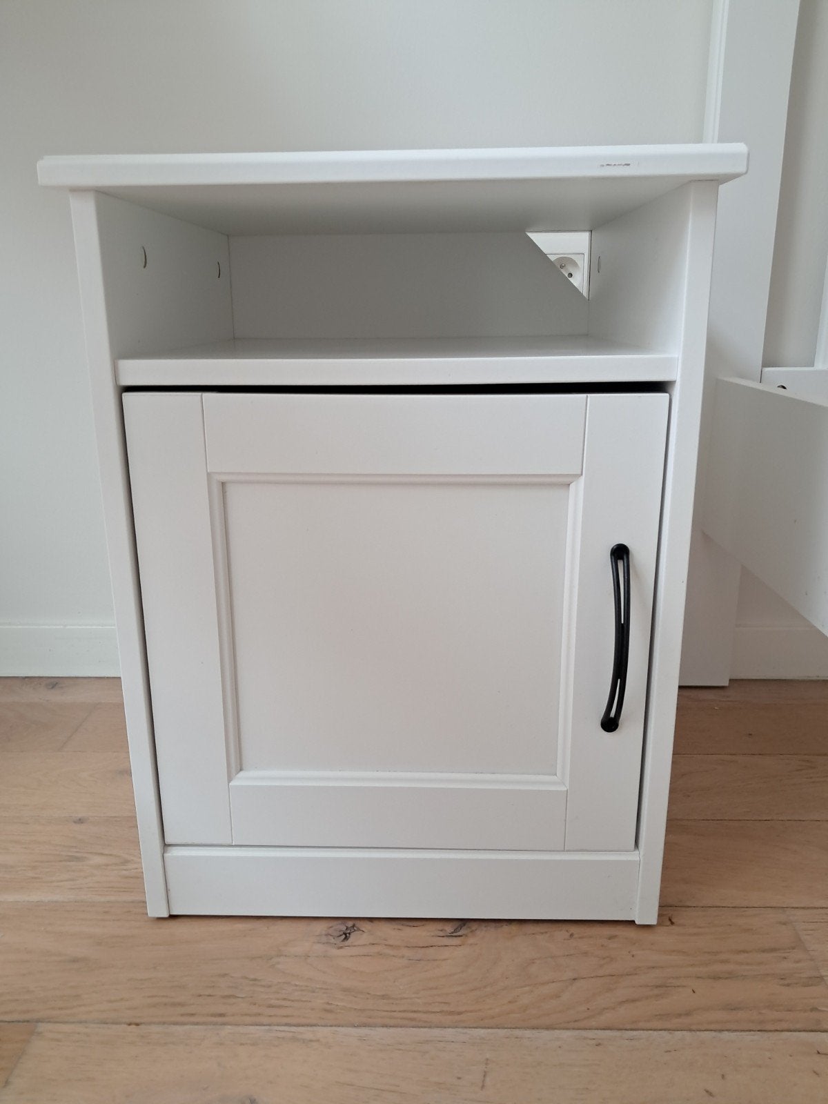 IKEA nachtkastje - Om in beslag te nemen!, Huis en Inrichting, Ophalen, Gebruikt, Minder dan 45 cm, 55 tot 70 cm