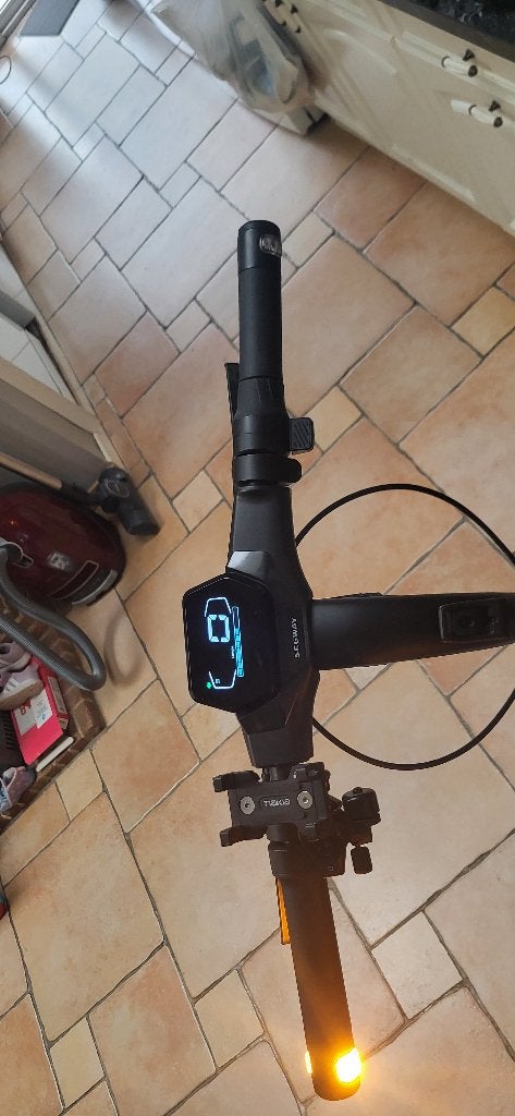 E step, Ophalen, Zo goed als nieuw, Gewone step, Segway-Ninebot
