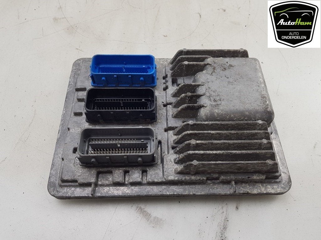 CALCULATEUR MOTEUR ECU Opel Astra K (01-2015/12-2022), Autos : Pièces & Accessoires, Opel, Utilisé, Lisa.Scalzo@aptiv.com, Aptiv PLC