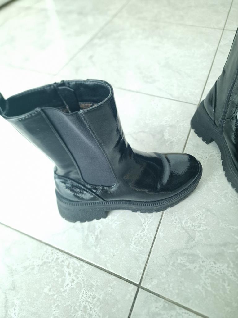 Chaussures,  bottines et mules francomina neuve