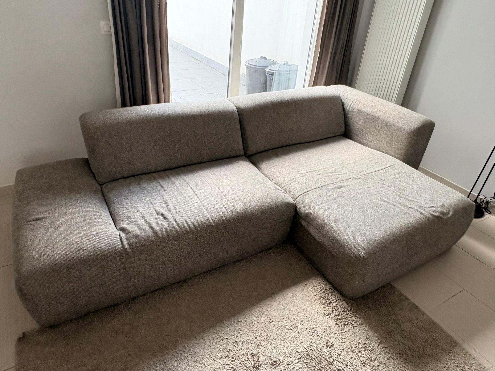 Lichtgrijze hoekzetel met chaise longue, Ophalen, Gebruikt, Stof