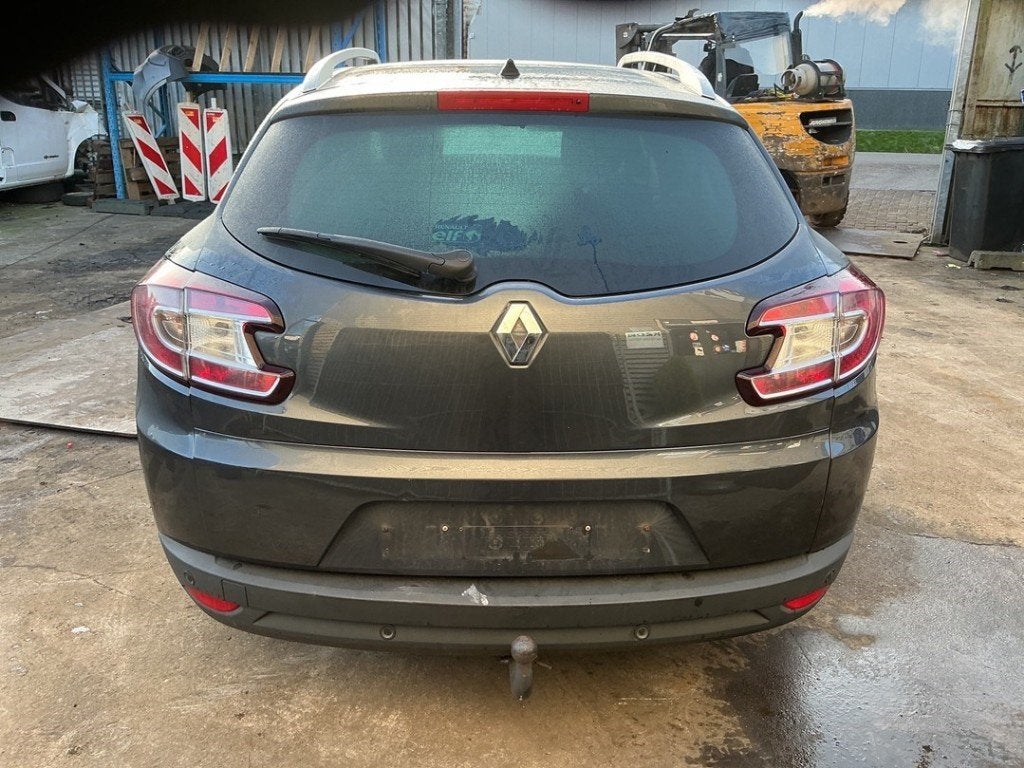 HAYON ARRIÈRE / MALLE Renault Megane III Grandtour (KZ), Renault, Haillon arrière, Utilisé, Peter-Huppertz-Straße 5
51063  Köln, DE
