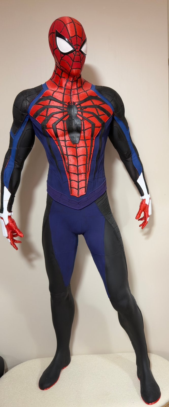Spider-Man levensgrote actiefiguur, Ophalen of Verzenden, Zo goed als nieuw