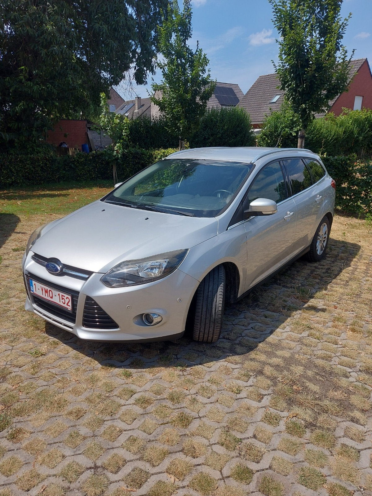 Ford Focus Clipper 1.0 EcoBoost Titanium - nieuwe motor, Auto's, Euro 5, Stof, Zwart, Bluetooth