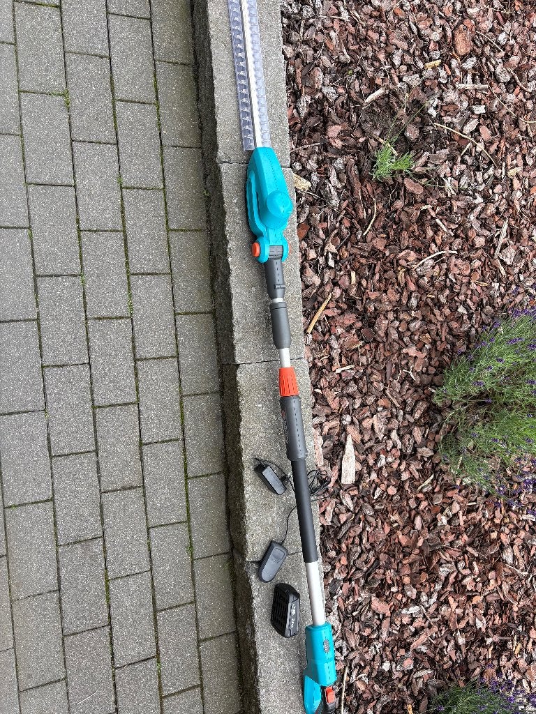 Gardena accu telescopische heggenschaar, Tuin en Terras, Ophalen, Zo goed als nieuw, Accu, Gardena