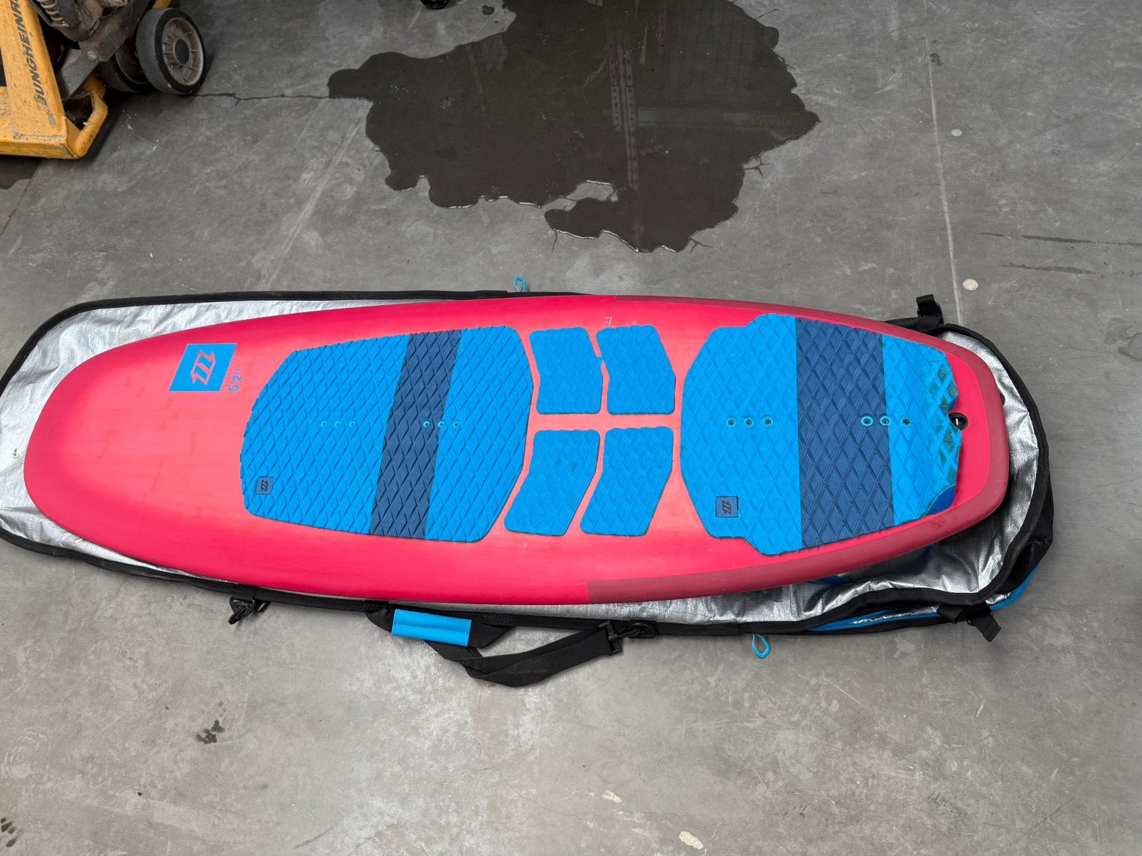 North Nugget CSC 5'2" Kitesurfboard – bijna nieuw +boardbag., Watersport en Boten, Directional, Ophalen of Verzenden, Zo goed als nieuw