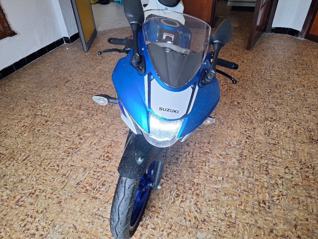 Suzuki gsxr 125cc, 125 cm³, Contrôle de traction, 12 à 35 kW, 1 cylindre