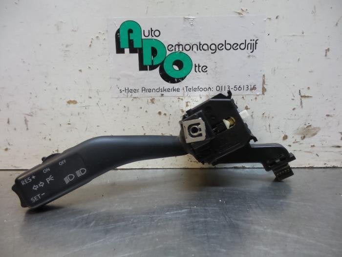Commutateur feu clignotant d'un Volkswagen Golf (Golf 04-), Volkswagen, -, 3 mois de garantie, Utilisé