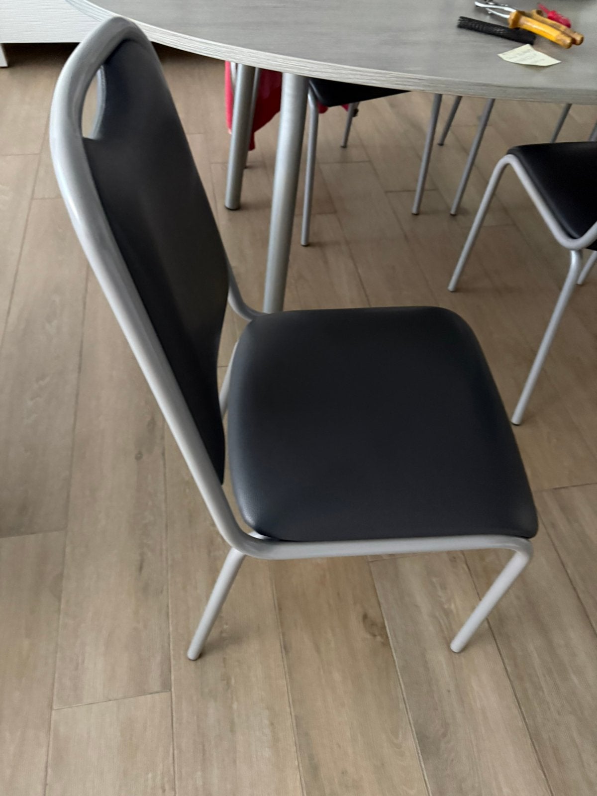 Eettafel en stoelen, Huis en Inrichting, Ophalen, Zo goed als nieuw