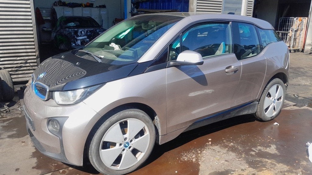 PORTIER LINKS VOOR BMW i3 (I01) (01-2013/07-2022), Gebruikt, Deur, Voor, BMW