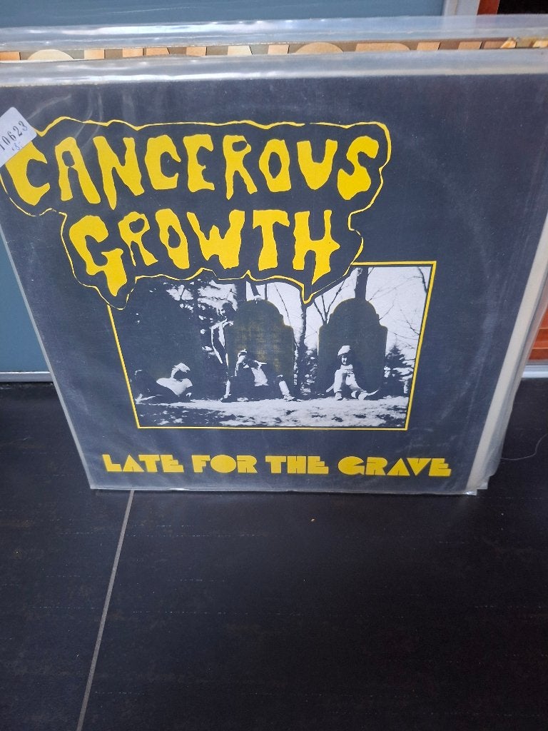 lp - cancerous growth - late for the grave, Enlèvement ou Envoi, Comme neuf, Hardcore, Housse de protection extérieure