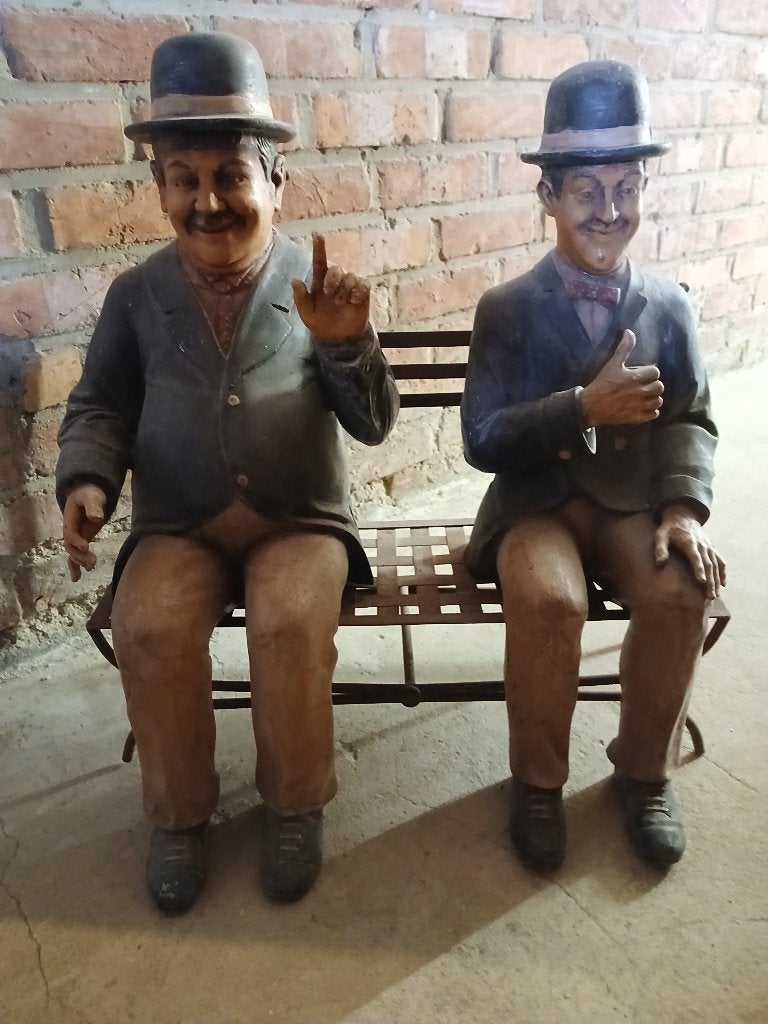 Laurel & Hardy beelden(Groot), Enlèvement, Utilisé, Humain