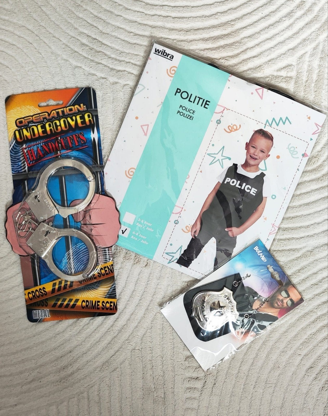 Politievest Verkleedhesje met

speelgoedhandboeien en Badge, Kinderen en Baby's, Ophalen of Verzenden
