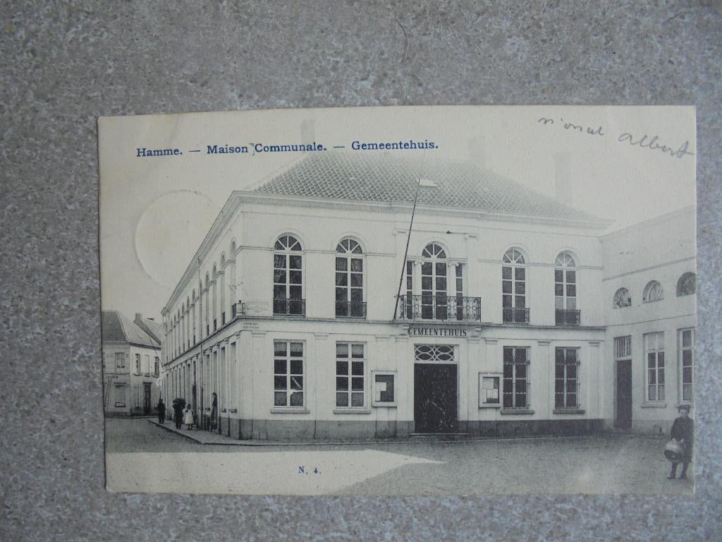 Beschreven Oude Postkaart Hamme Gemeentehuis, Verzenden