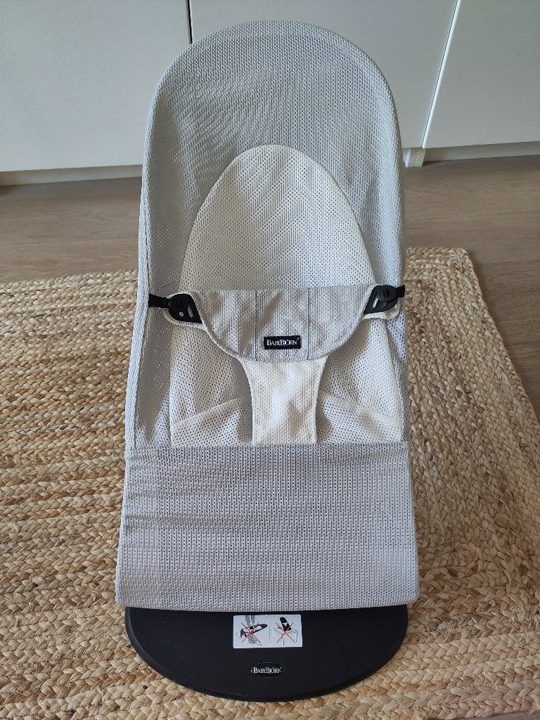 BABYBJORN LIGSTOEL, Kinderen en Baby's, Wipstoeltjes, Ophalen, Gebruikt, Overige merken, Met gordel(s) of riempje(s)