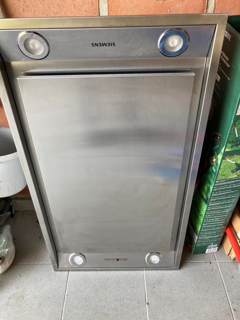 Siemens plafond inbouw dampkap, Ophalen, Wandschouwkap, Zo goed als nieuw, Inbouw