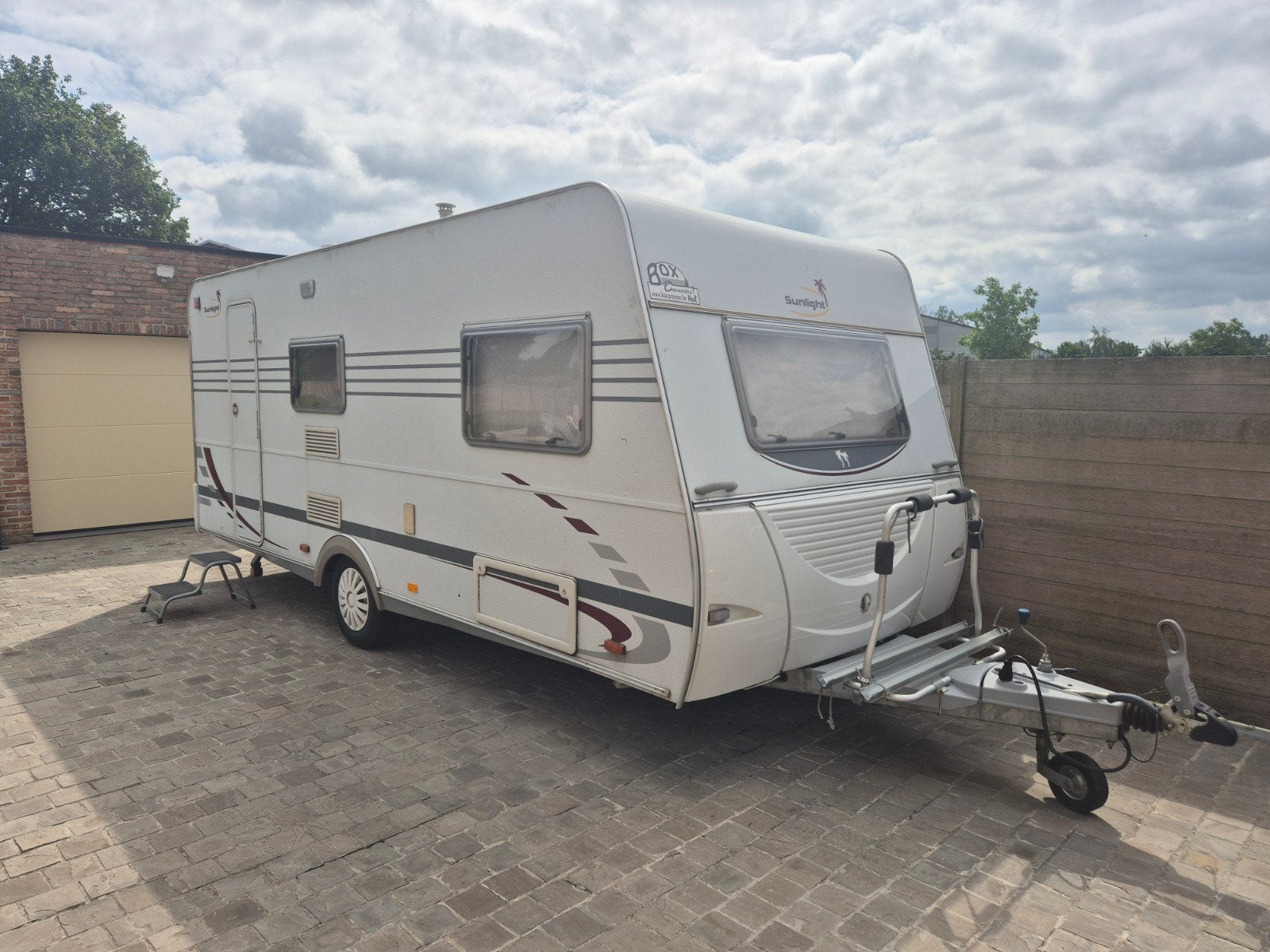 Caravan capron sunlight c510 met stapelbed, Lits superposés, Particulier, 1500 - 2000 kg, Sunlight