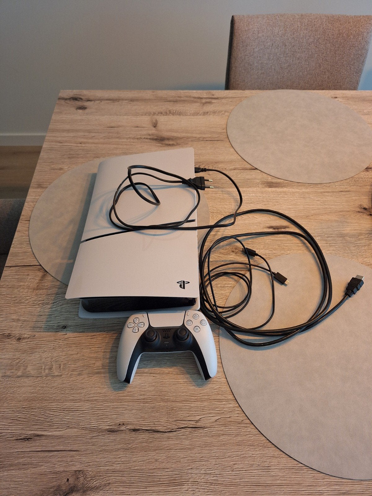 Ps5 digital edition, Consoles de jeu & Jeux vidéo, Consoles de jeu | Xbox One, Comme neuf, Avec 1 manette, Avec jeux, Enlèvement