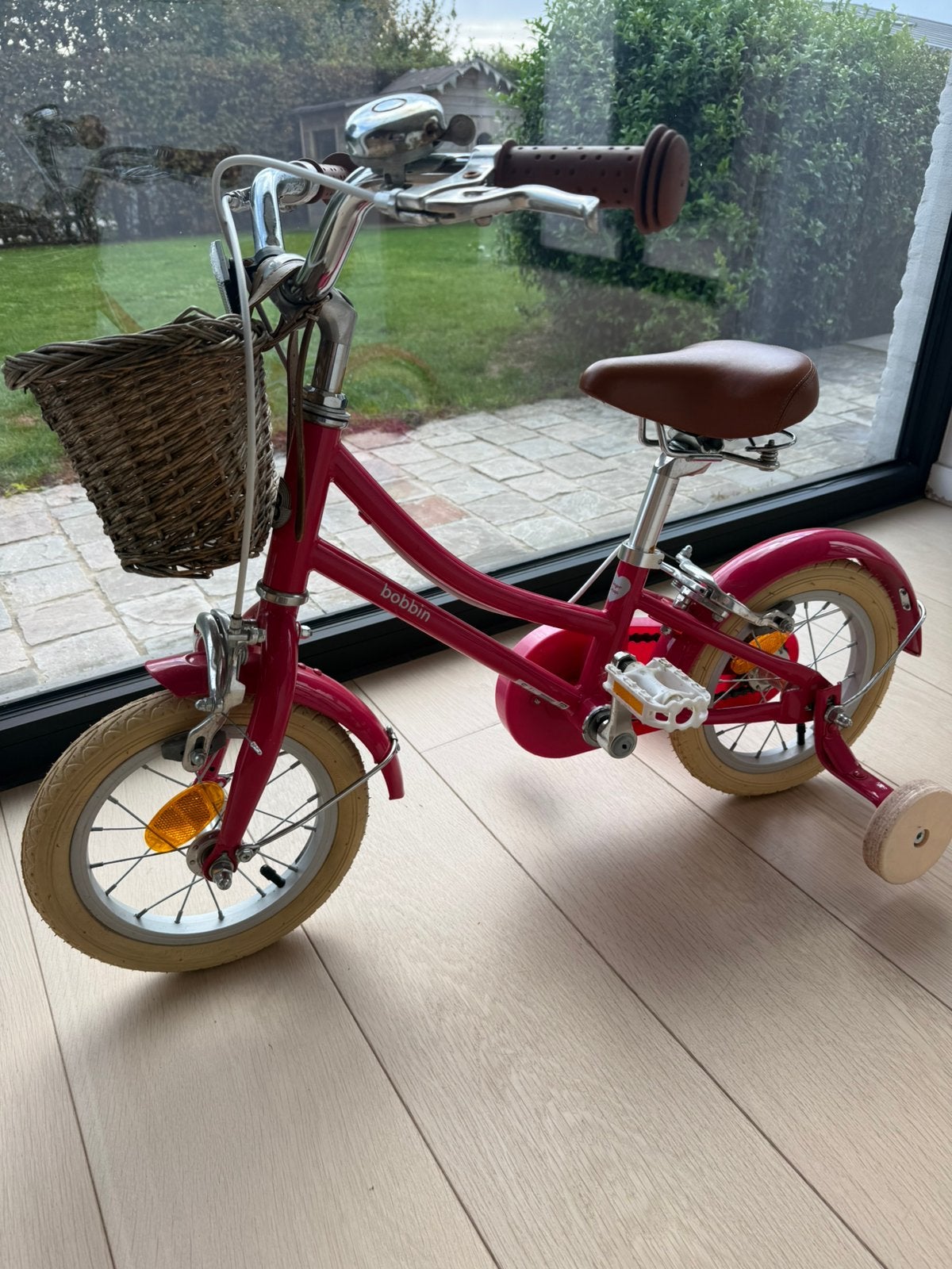 Roze kinderfiets Bobbin, Fietsen en Brommers, Ophalen, Gebruikt, Minder dan 16 inch, Zijwieltjes