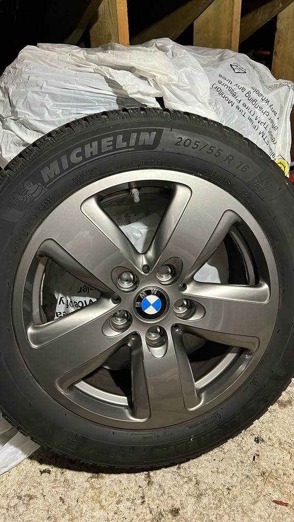 Bmw 1 serie velgen f40, Ophalen, Velg(en)