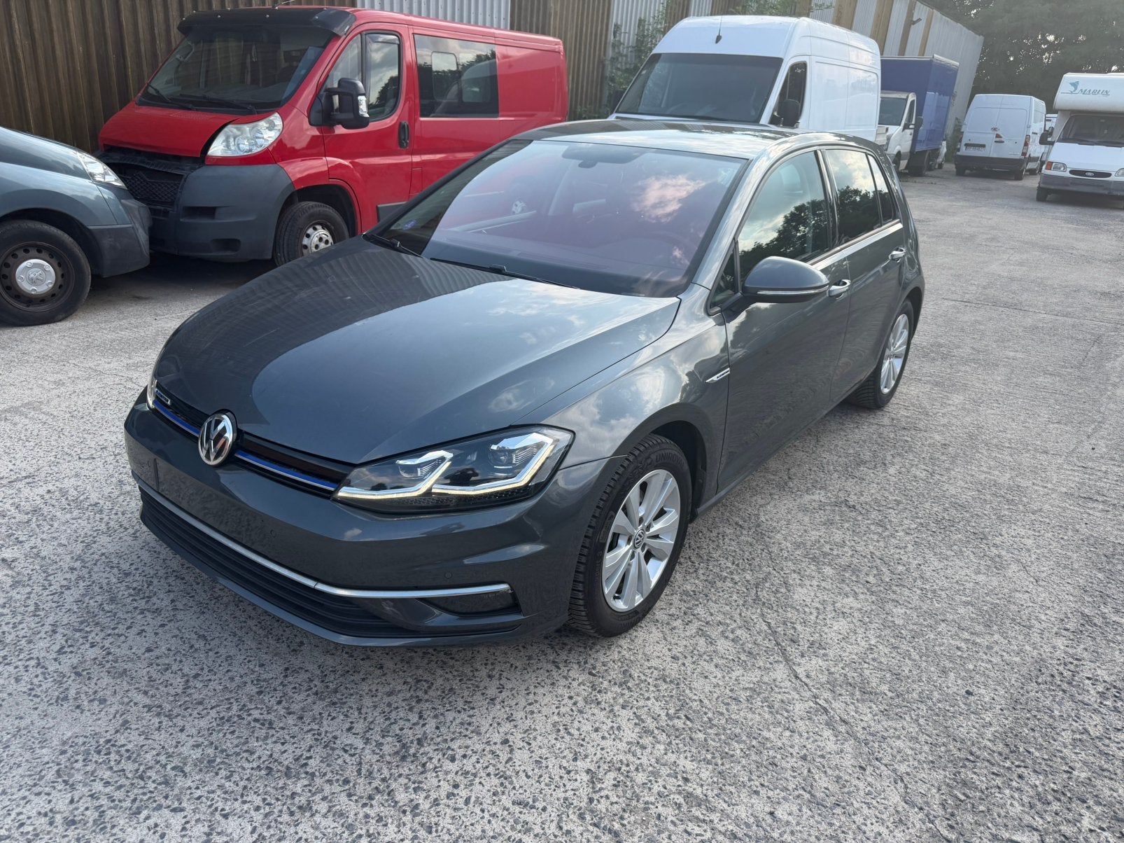 Volkswagen Golf Golf 1.5 TGI BM *LED*LEDER*CAMERA*, Auto's, Voorwielaandrijving, 4 cilinders, Leder, Golf