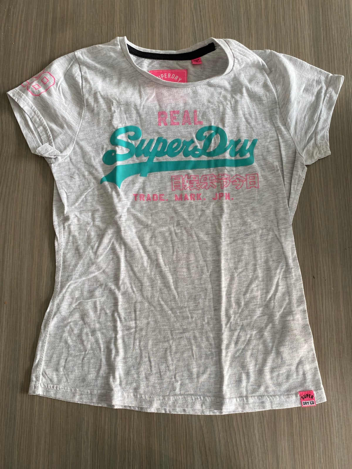 Superdry tshirt maat M, Kleding | Dames, T-shirts, Ophalen, Zo goed als nieuw, Maat 38/40 (M)