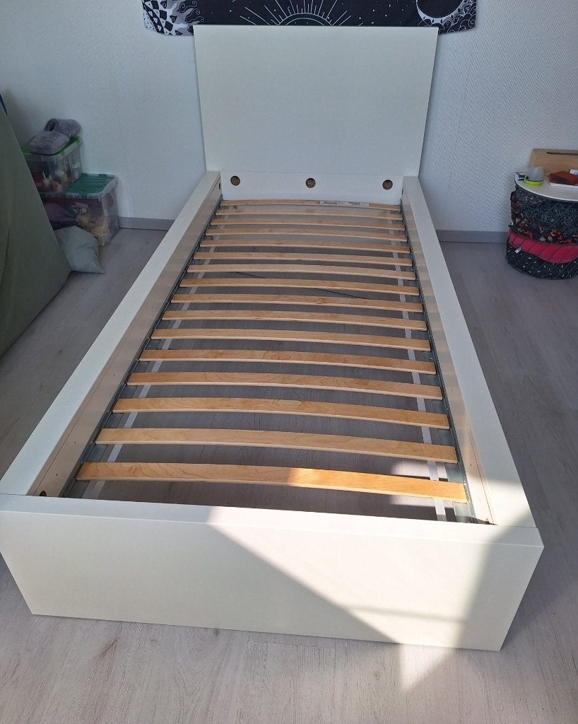2x 1 pers bed 90x200, Huis en Inrichting, Slaapkamer | Bedden, Ophalen, Gebruikt, 90 cm, Eenpersoons