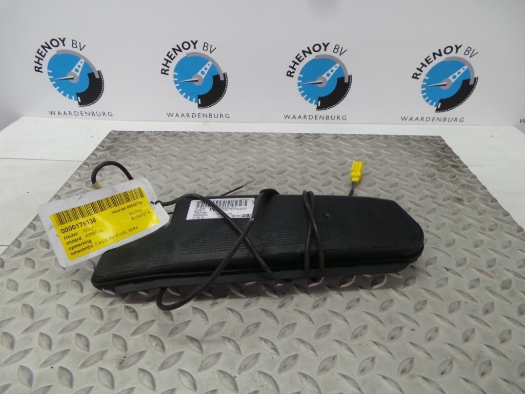 VOLKSWAGEN GOLF 5K1 AIRBAG RECHTS 2009, Auto-onderdelen, Ophalen of Verzenden, Gebruikt, Stiba lid