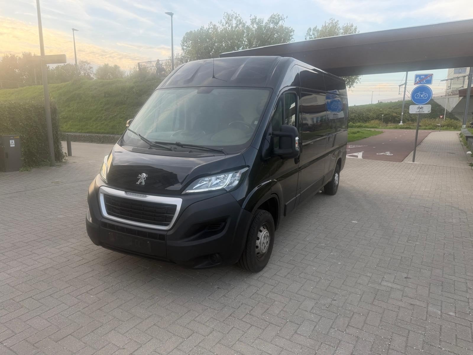 PEUGEOT BOXER 2.2HDI L3 H2 2020 64000KM CONTRÔLE DE LA CLIMA, Autos, Achat, Euro 6, 3 places, Boîte manuelle