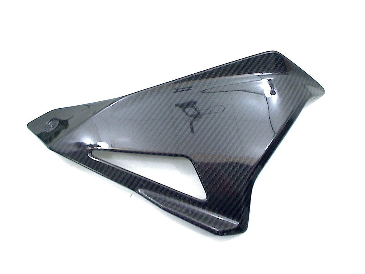 CARENAGE DROIT Yamaha MT 10 2016-2021 (MT10 RN458 B67), Motos, Dhr. S. di Majo, Utilisé, Info@cama-motorparts.nl, P.J. Troelstraweg 8 8
3144 CX  MAASSLUIS, NL