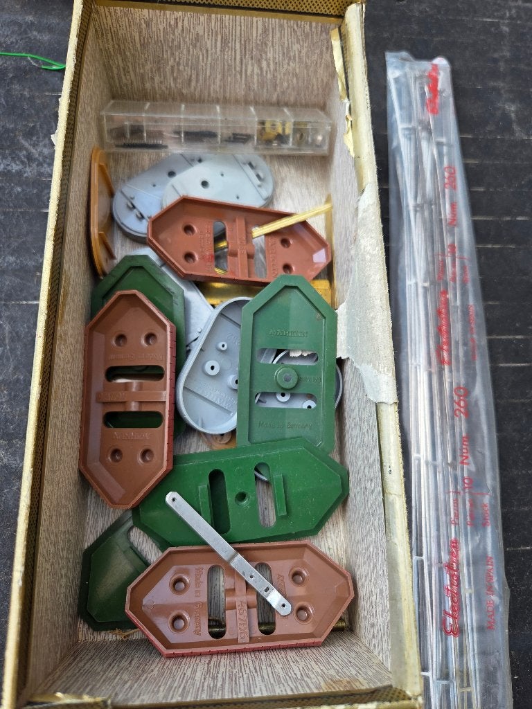 PETIT LOTMARKLIN +MOTEUR FALLER ET AUTRES, Rails, Comme neuf, Courant continu ou Courant alternatif, Märklin