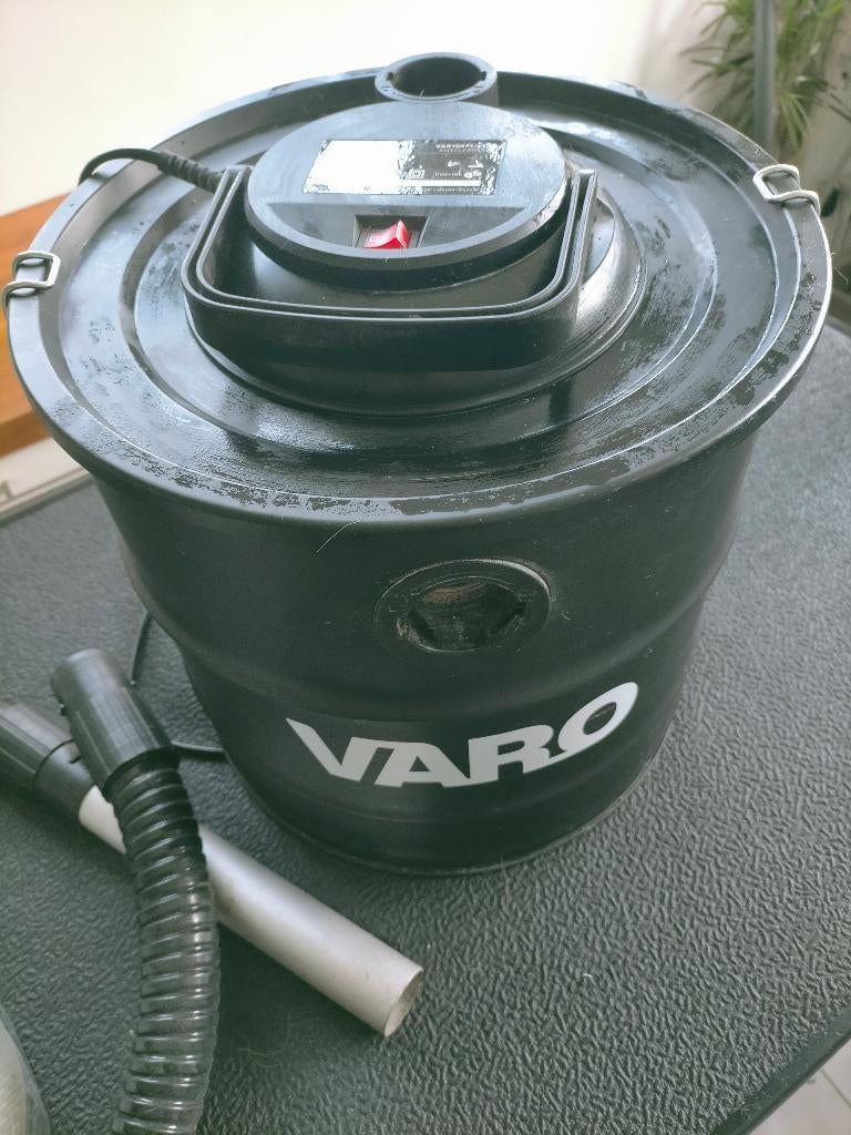 Aspirateur à cendres VARO, VAR10071/23.1200W., Aspirateur, Réservoir, Enlèvement, Utilisé