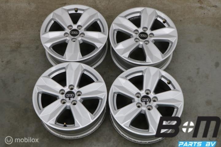 ORIGINEEL! 15 inch velgen Audi A1 GB - VW Polo 2G 82A601025, Auto-onderdelen, Gebruikt, 15 inch, Velg(en), Personenwagen