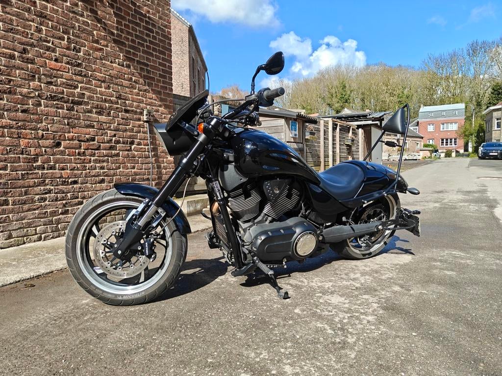 Victory Hammer 8 Ball, Motoren, Motoren | Overige merken, Particulier, Chopper, 12 t/m 35 kW, 2 cilinders, Motorrijbewijs A, Ophalen