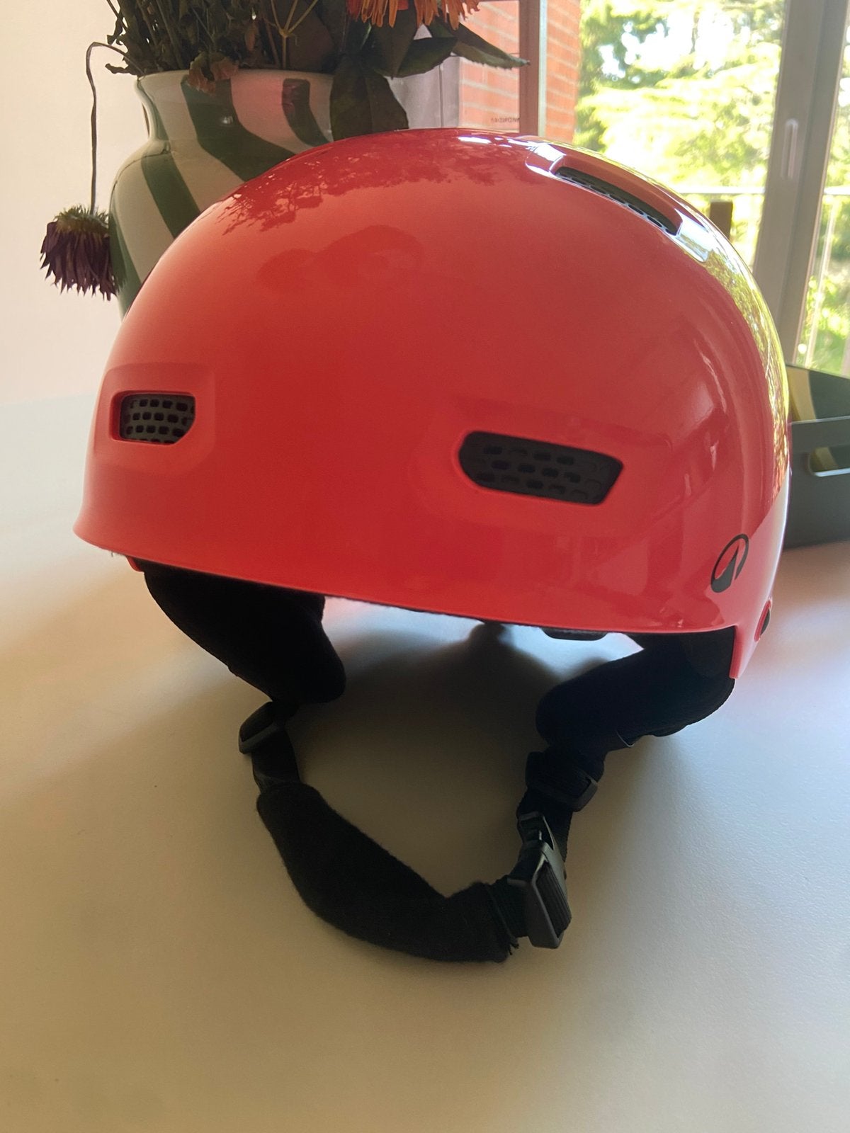 Skihelm Nieuw, Ophalen, Zo goed als nieuw