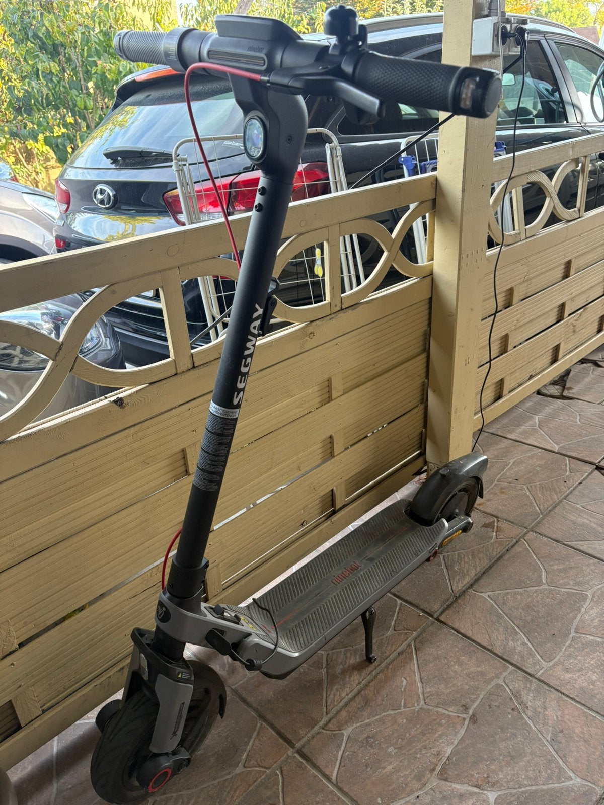 Elektronische step ninebot E3 pro, Fietsen en Brommers, Ophalen of Verzenden, Zo goed als nieuw, Gewone step