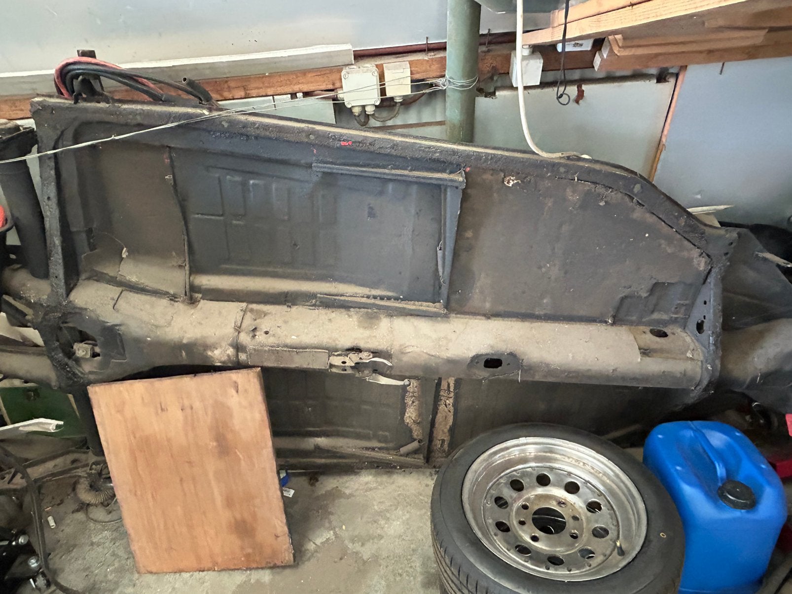 Chassis vw kever zonder laswerk, Enlèvement