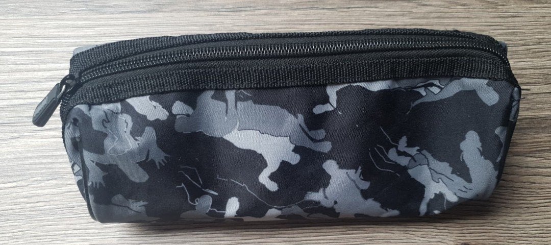Set 2 Pennenzakken - Fortnite camouflage en voetbal, Ophalen of Verzenden, Zo goed als nieuw
