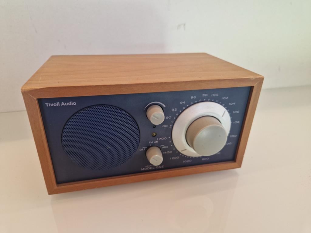 Tivoli audio - model one, Ophalen