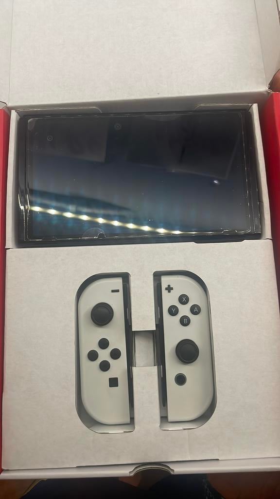 Nitendo switch oled, Ophalen, Zo goed als nieuw, Switch OLED