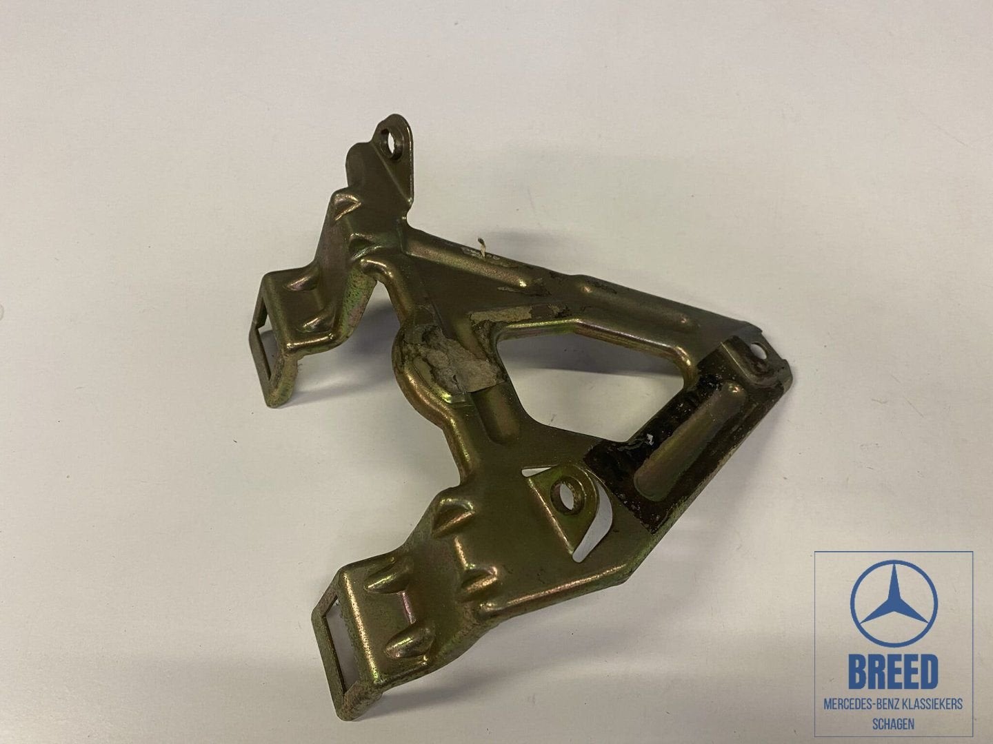 NOS mistlamphouder links voor Mercedes-Benz W210 E-Klasse, -, Nieuw, Ophalen of Verzenden, -