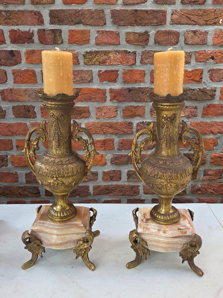 Set van 2 grote vintage kandelaars – messinglook & onyx, Ophalen