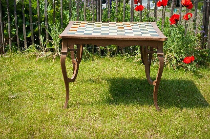 Siertafel, Ophalen