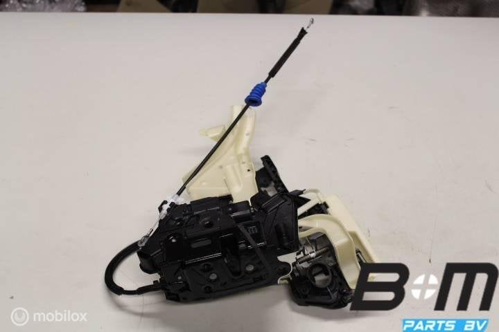 Portierslot rechts voor VW Passat CC 5N1837016E, Gebruikt